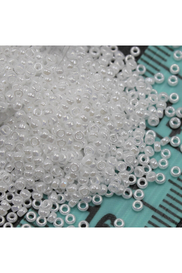 Beads Round 15-00 1.5 mm No: 43