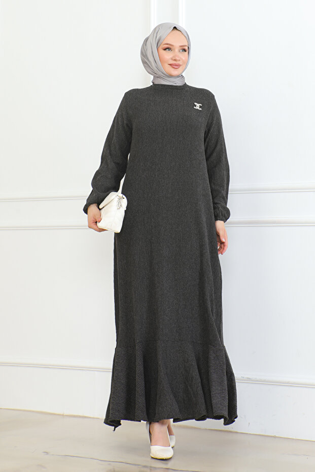 Brooch Detailed Karin Dress Black