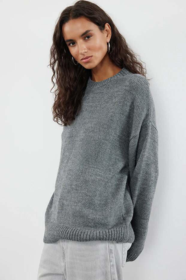 Anthrazitfarbener, locker geschnittener, weich strukturierter Strickpullover TWOAW25KZ00168 - 3
