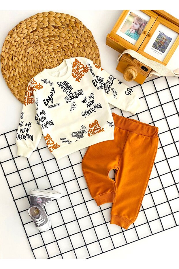 Cheerful Babies Enjoy Printed Pattern Combed Cotton Set Tile - 1