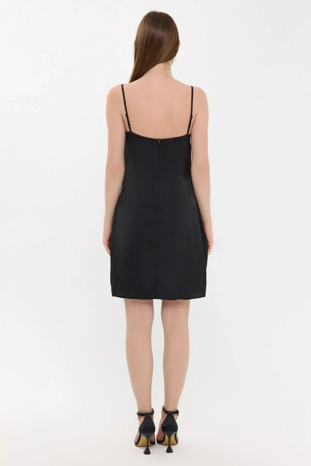 İp Askılı Bağlı Ön Detaylı Mini Elbise - 4