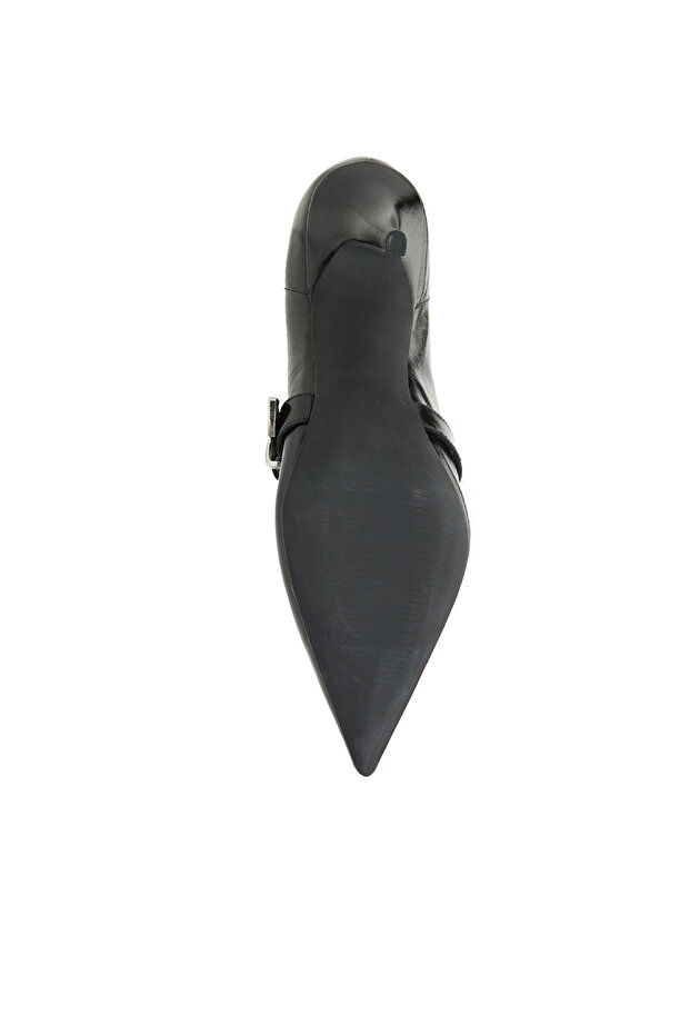 Siyah Kadın Bot - 5