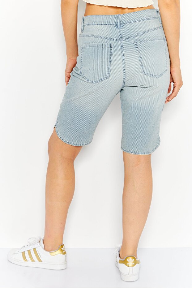 شورت نسائي مخطط أساسي، أزرق - 3