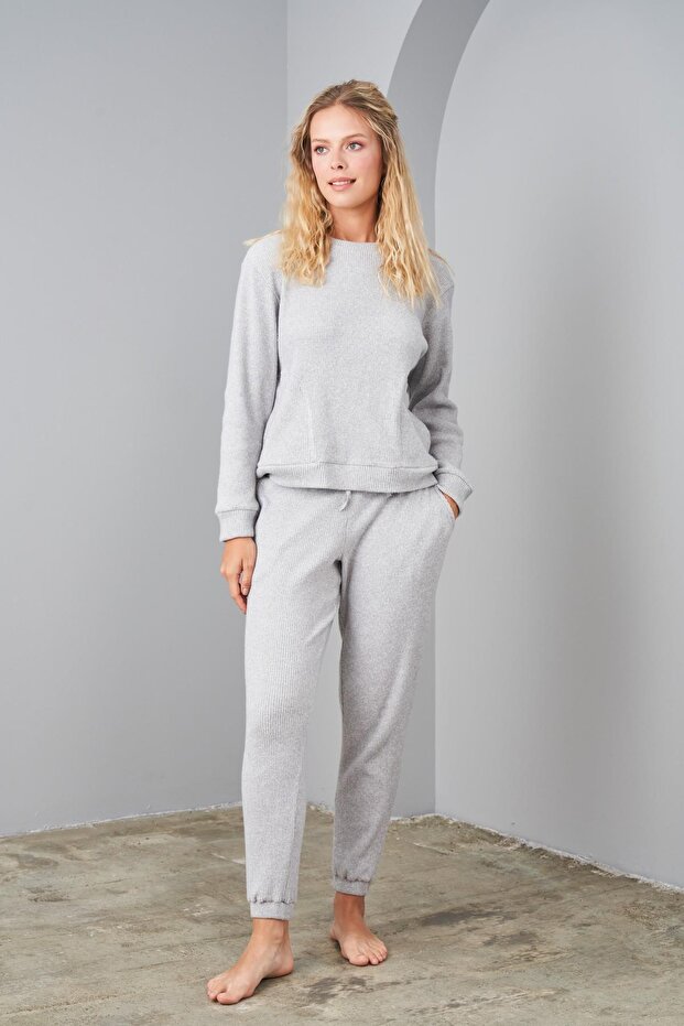 24576 Gri Uzun Kollu Yumoş Pijama Takımı - 1