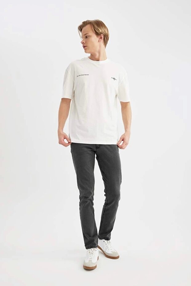 C1779 Pedro Narrow Fit Narrow Leg Jean Trousers