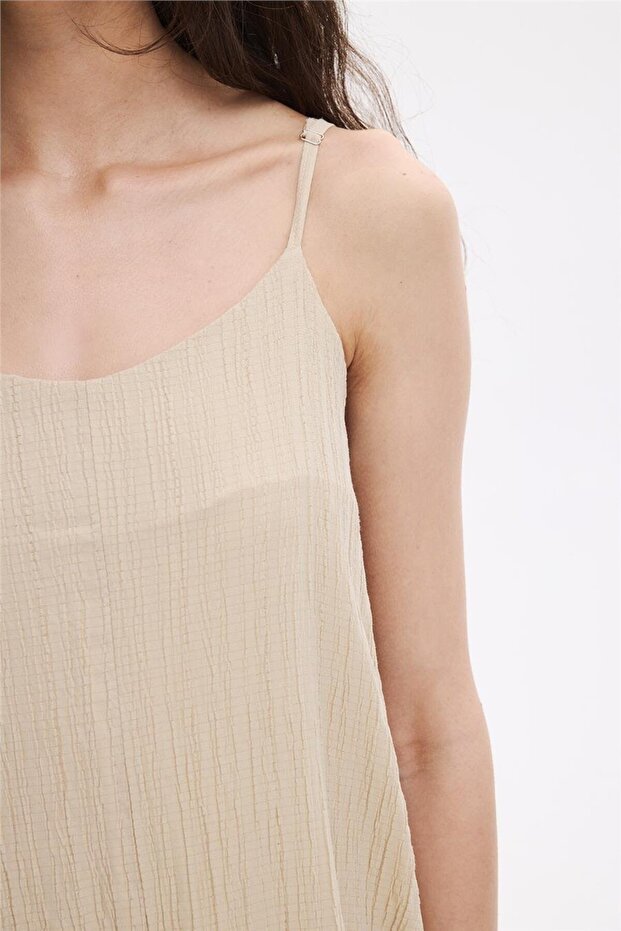 فستان بأشرطة قابلة للتعديل - 4