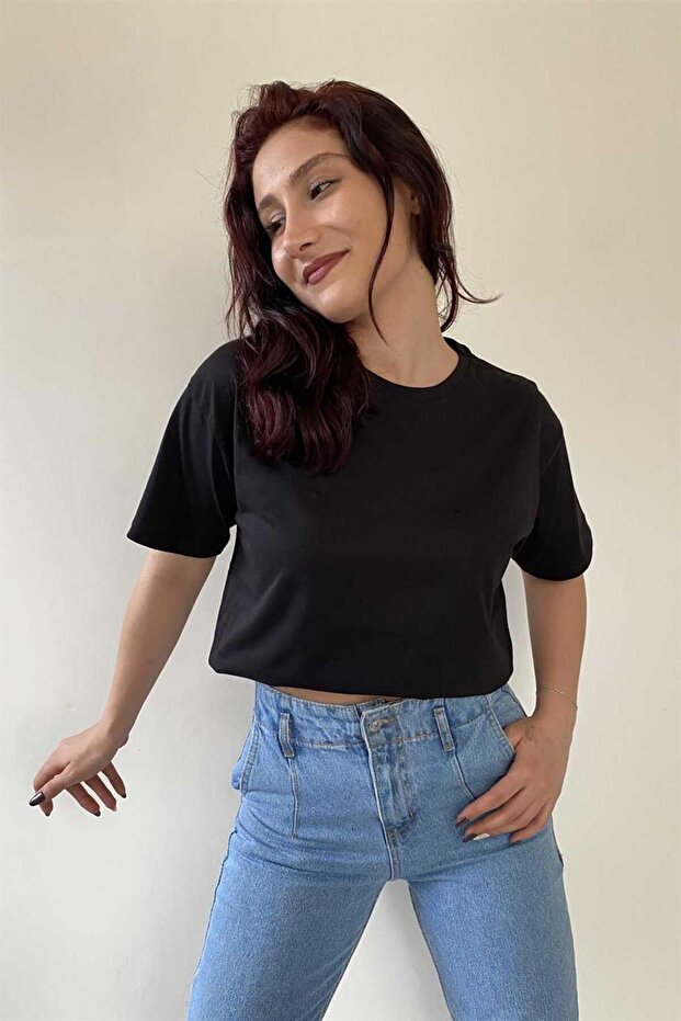 Crew Neck Basic T-Shirt - 3