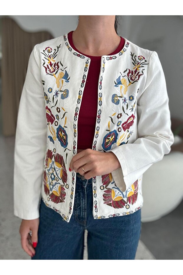 Nakışlı Ekru Ceket - 1
