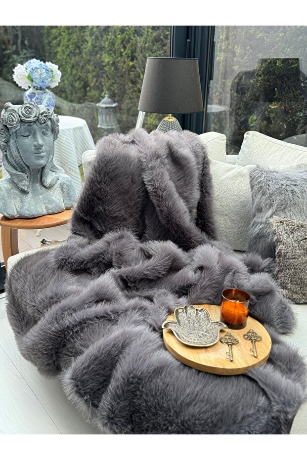 Plush Cover Non-Slip Sofa Cover Lolita Sofa Cover 200 X 150 cm