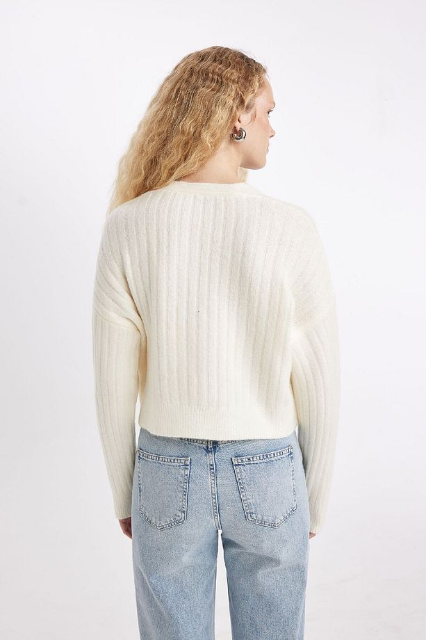 Regular Fit V Yaka Basic Düz Düğmeli Triko Hırka R1389az24wn - 6