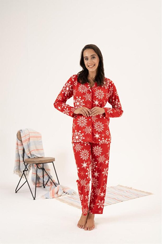 بدلة بيجامة من جلد الغزال بأزرار أمامية بنمط ندفة الثلج - 2