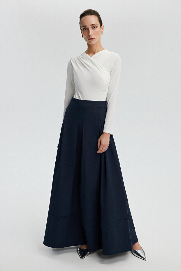 A-LINE SKIRT WITH POCKET DETAIL