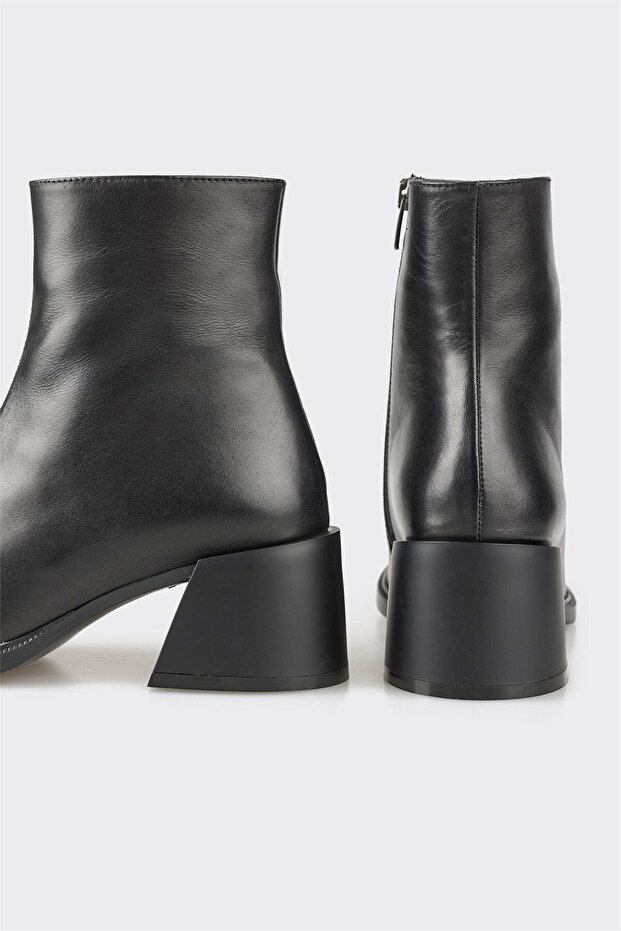 Siyah Deri Kadın Topuklu Bot - 4