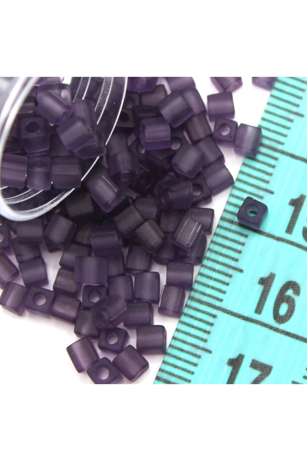 Beads Square 3 mm No: 2