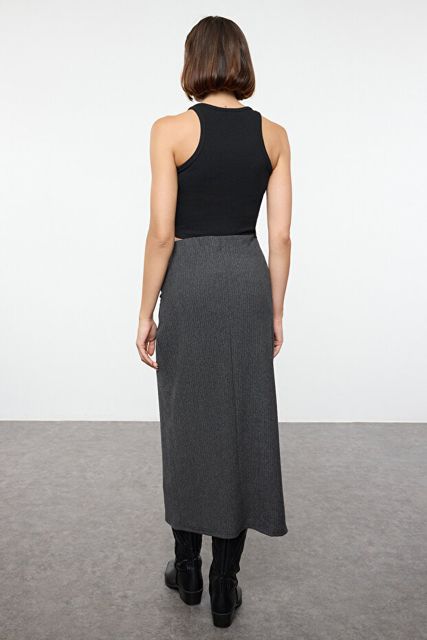 Siyah Kruvaze Dokulu Büzgü/Drape Detaylı Midi Etek TWOAW25ET00108 - 5