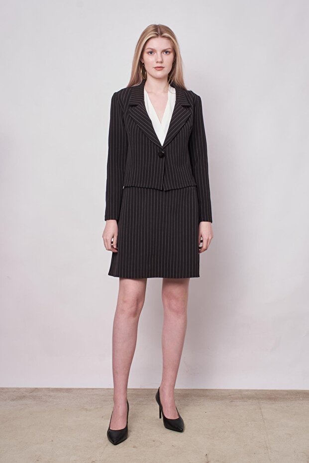Women's Striped Collar Long Sleeve Lightweight Lycra Fabric Short Blazer Jacket-Black Line