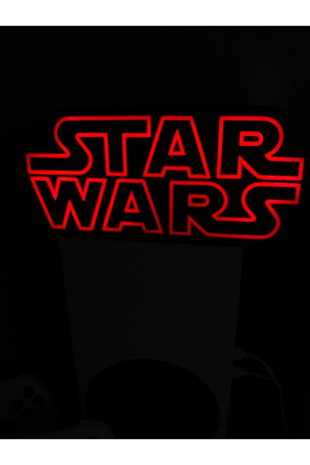 Star Wars LED ışıklı masa lambası kırmızı renk
