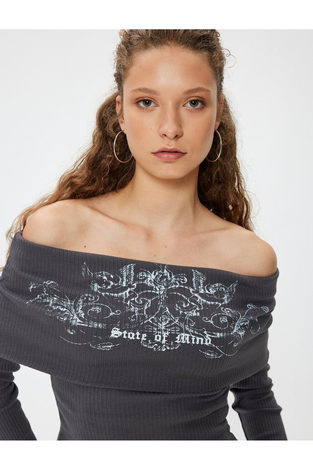 Madonna Collar Off-The-Shoulder T-Shirt Camisole Long Sleeve Printed Cotton Slim Fit
