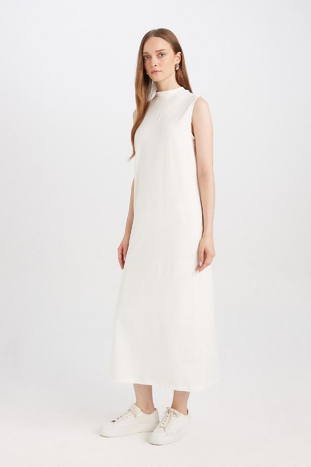 Regular Fit Yarım Balıkçı Yaka Basic Düz Kolsuz Maxi Elbise D4898ax24wn - 2