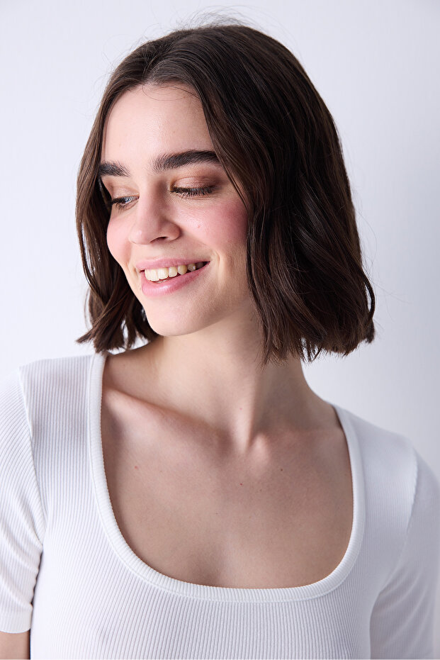 Square Beyaz Atlet - 3