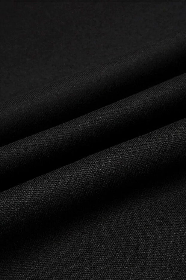 طقم بدلة رياضية بطبعة عمودية - 5