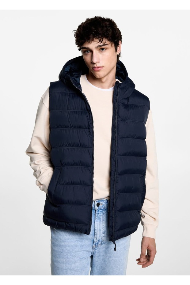 Kapüşonlu kapitone yelek - 1