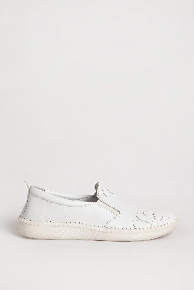 Women's Flexible Sole Comfort Real Leather Shoes Br 04035 White