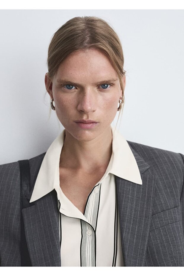 Kontrast Detaylı Gömlek - 7