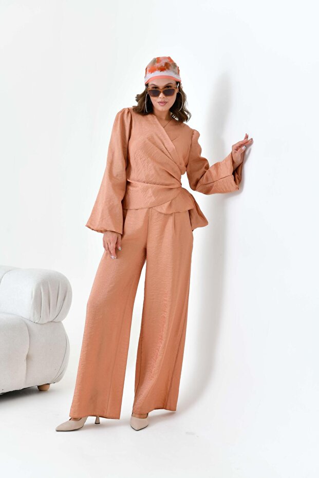 Silvery set with women's pants in taba 30863