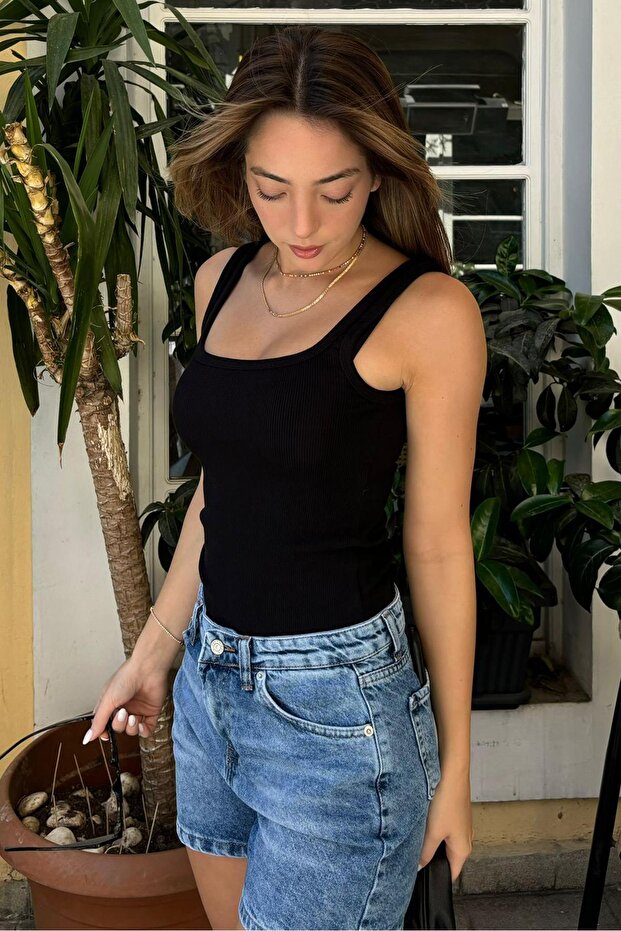 قميص داخلي أسود مضلع ذو مظهر أساسي SH210 - 6