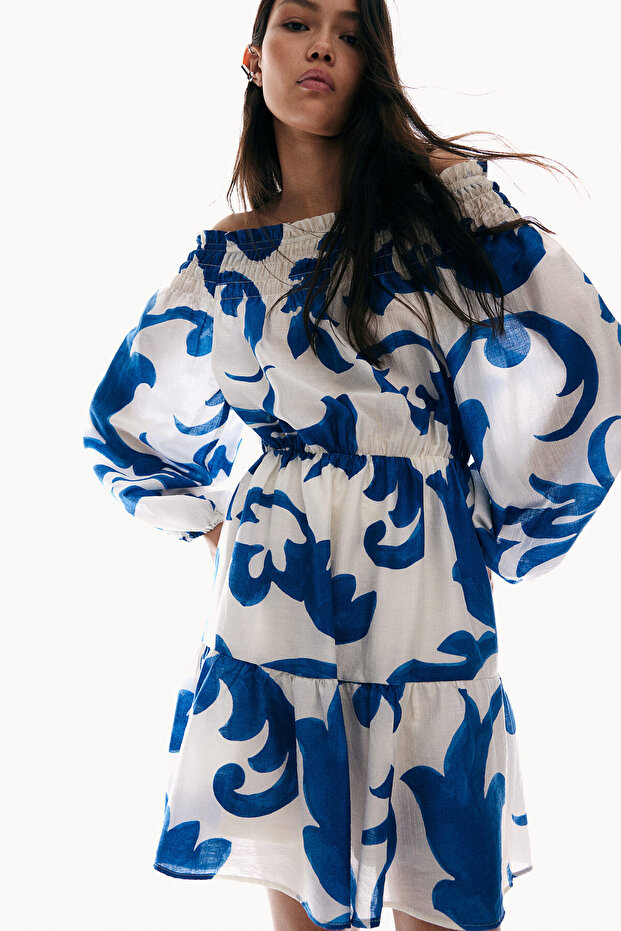 Omuzları Açık Elbise - 1