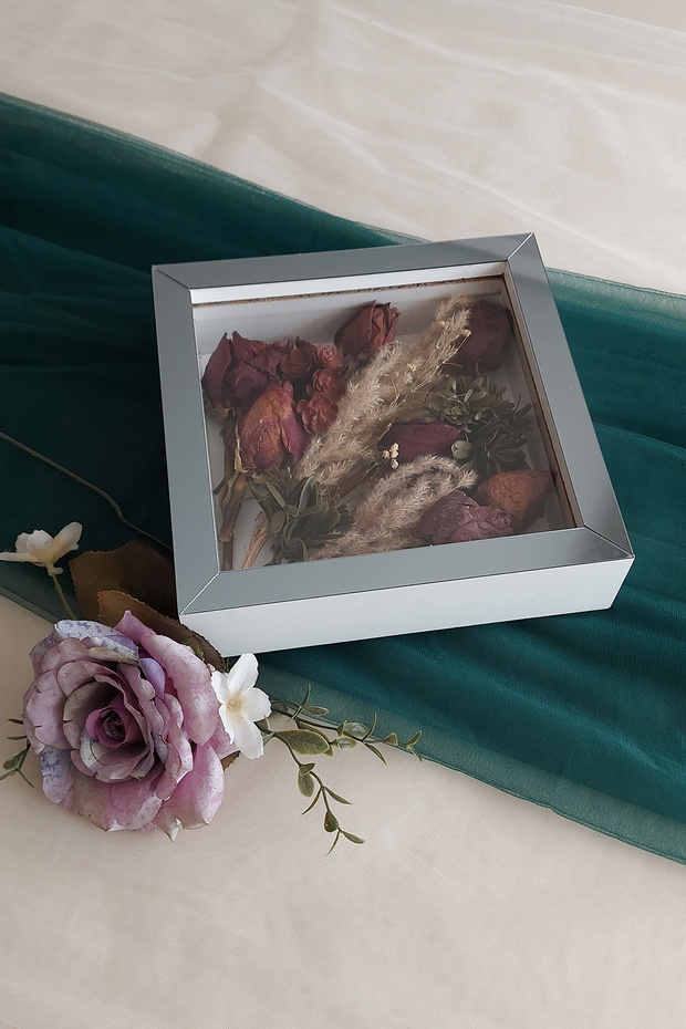 20X20X5 cm Memory Frame! New Fashion Flower Memory Frame!