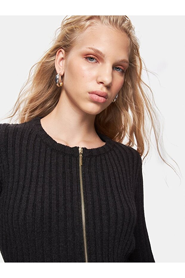 Basıc Sıfır Yaka Fermuarlı Siyah Elbise - 5