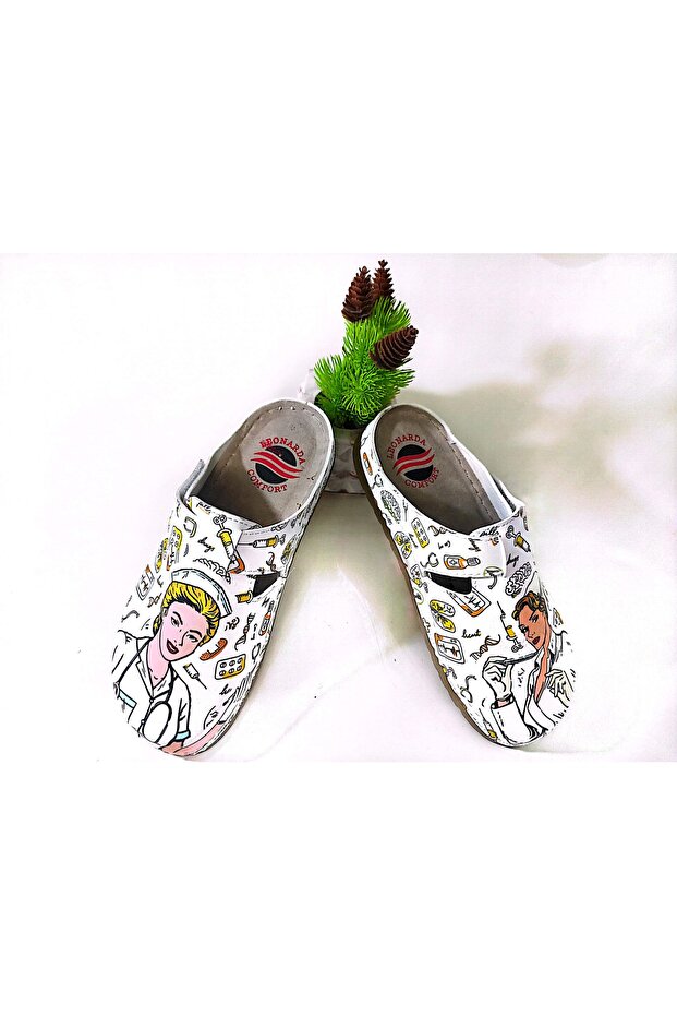 Pictured Slippers - 5