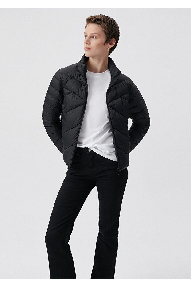 Dik Yaka Siyah Şişme Mont - 1