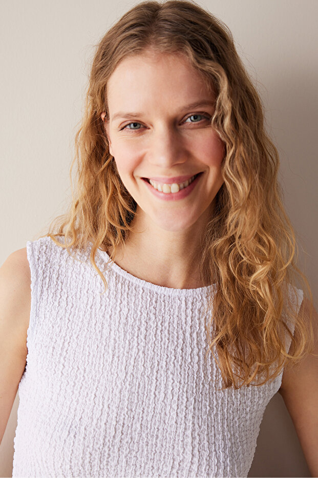 Textured Beyaz Üst - 2