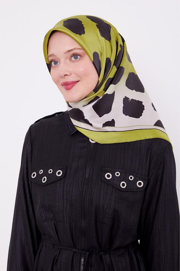 Kristal Eşarp - 20010 - Leopar Desenli Fıstık - 1