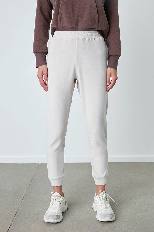 Soft Velvet Jogger - 3