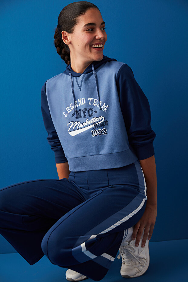 Two Toned Sweatshirt - 2