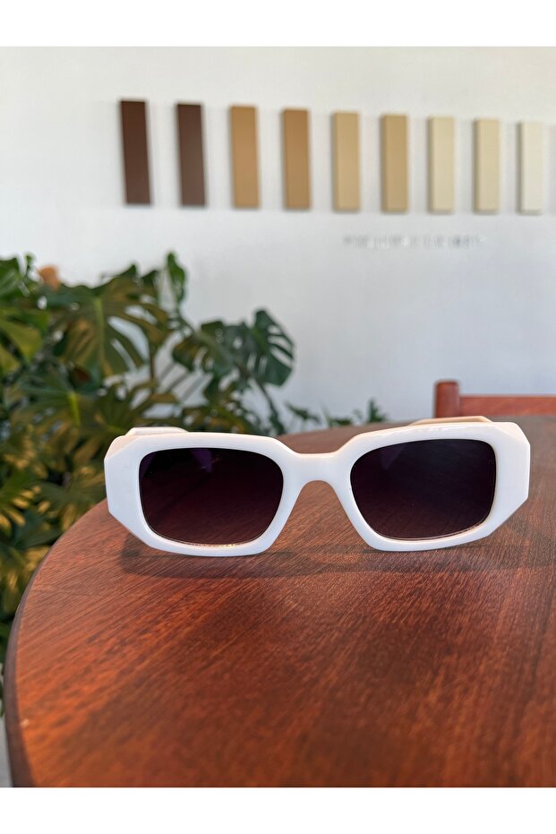 نظارات شمسية مستطيلة باللون الأبيض - 1