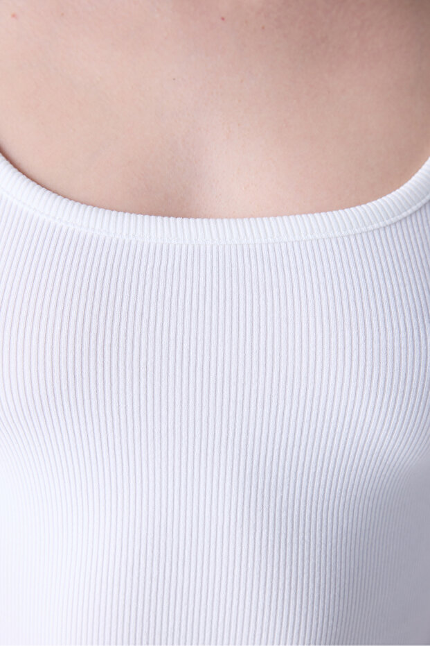 Square Beyaz Atlet - 5