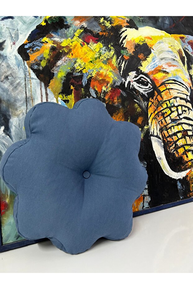 Daisy Throw Pillow - 2