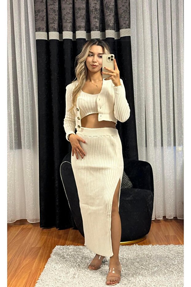 Skirt Cardigan Set Cream