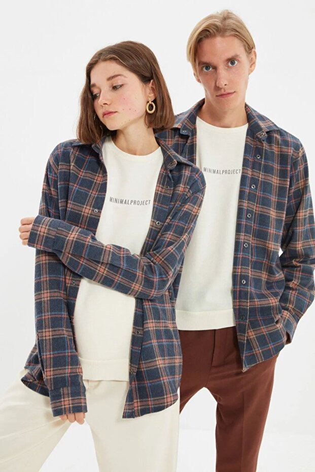 Lacivert Unisex Oversize Çıtçıt Kapamalı Oduncu Ekose Gömlek TMNAW22GO0745 - 1