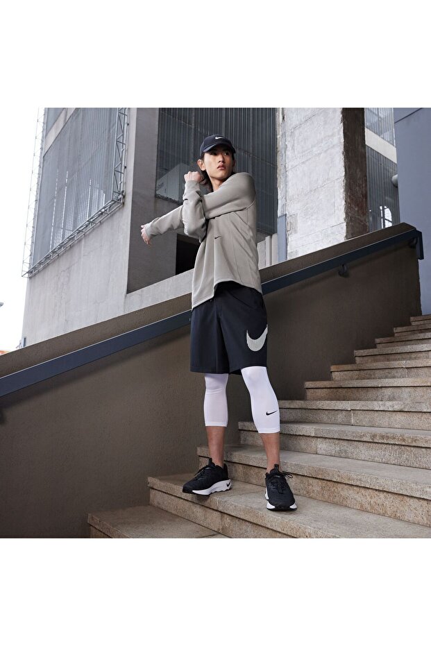 ESCAPE MOMENTUM - 11