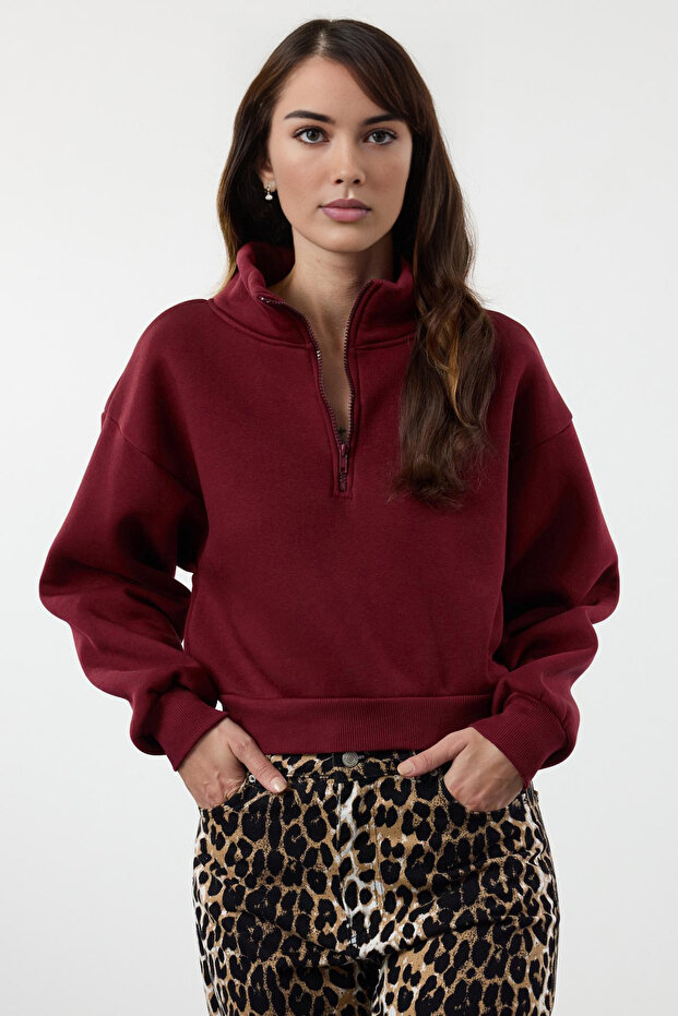 Bordo Rahat Kesim Crop Fermuarlı Dik Yaka Kalın İçi Polarlı Örme Sweatshirt TWOAW24SW00221 - 1