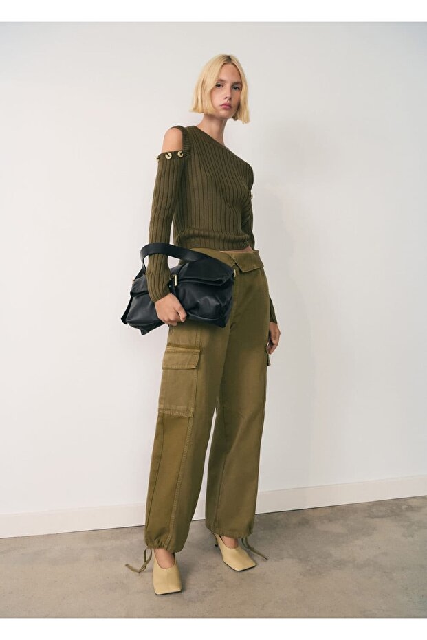 Omzu Düğmeli Kazak - 2