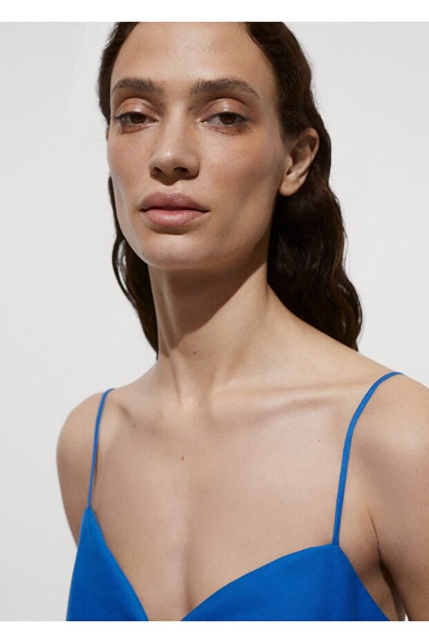 Kıvrık yakalı işlemeli elbise - 5