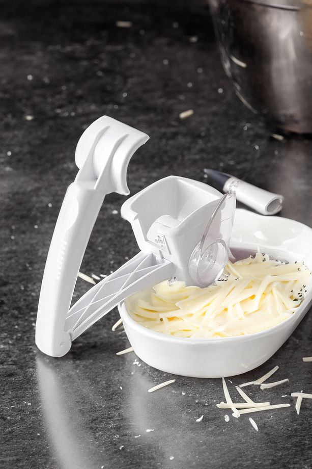Plastik El Makaralı Kuruyemiş Peynir Rendesi Elle Çevirilir Rende Pasta Süsü İçin Rende - 1