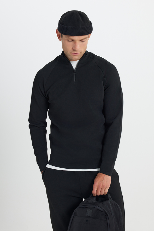 Men's Black Standard Fit Regular Cut Bato Stand Collar Knitwear Sweater
